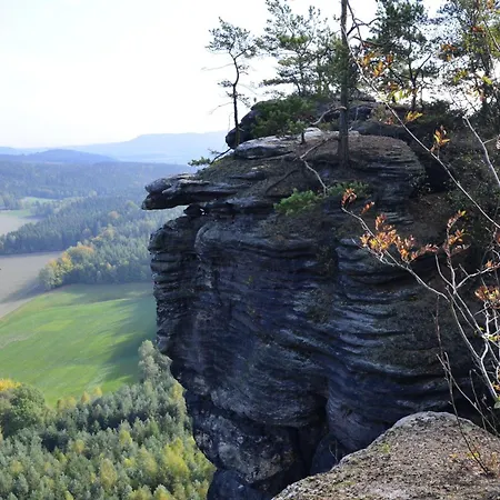 Ferieneinrichtungen-haus-am-stein-haus-2-saechsische-schweiz-koenigstein ケーニッヒスシュタイン・アン・デ・エルベ